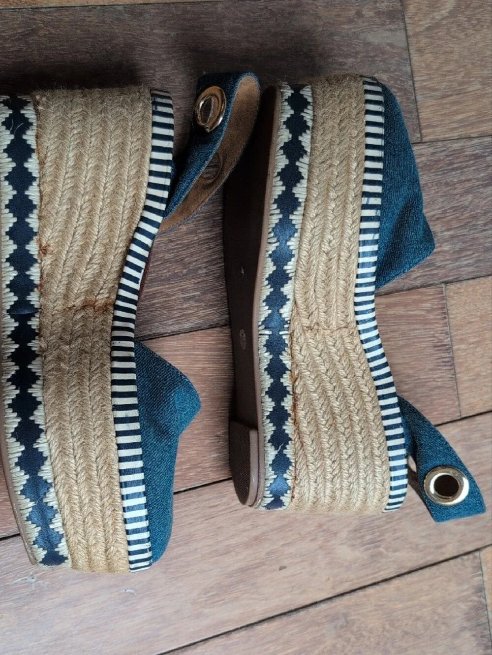Tory Burch Blue Jean  Espadrille Wedge Sandals with Gold Accent Size 7